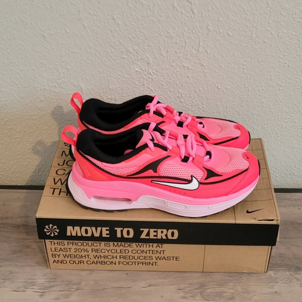 Womens Nike Air Max Bliss Size 6